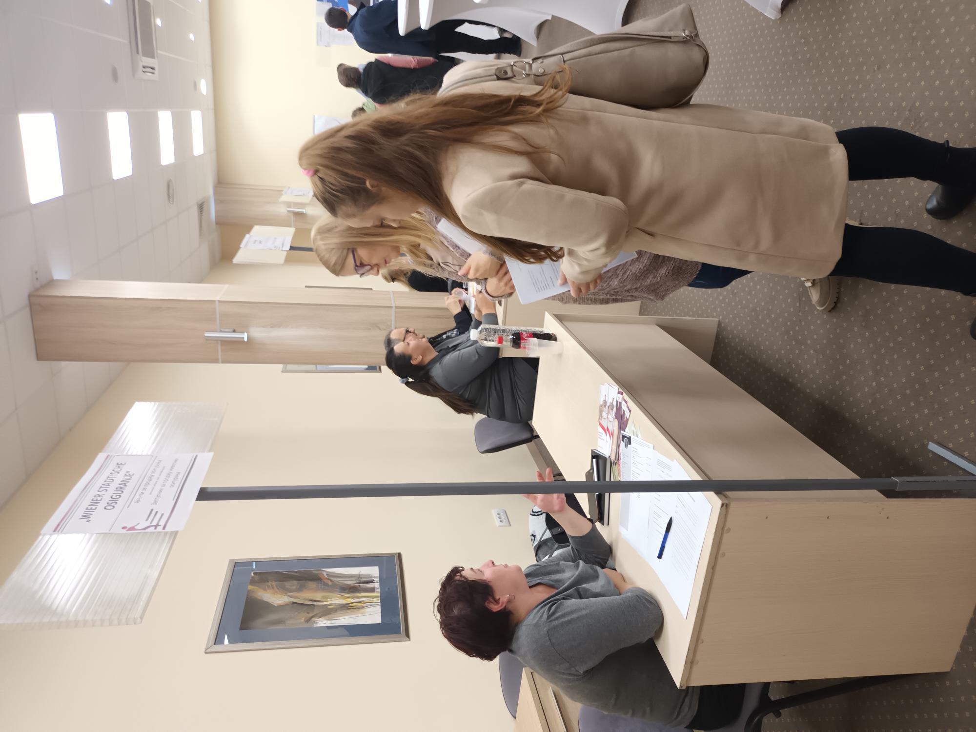 НА САЈМУ ЗАПОШЉАВАЊА У ВРШЦУ 110 СЛОБОДНИХ РАДНИХ МЕСТА