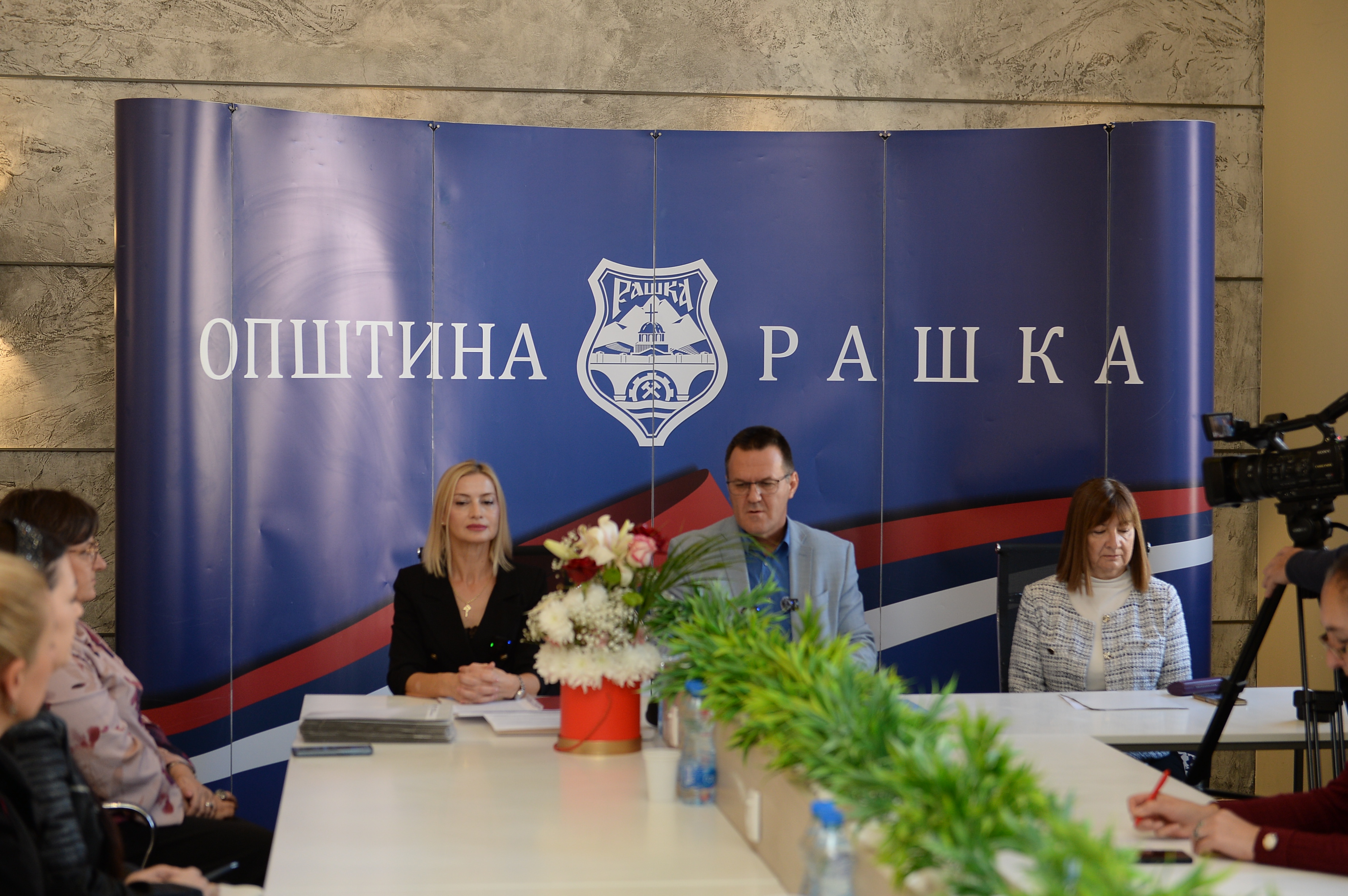 Свечана додела уговора по Локалном акционом плану запошљавања  у Рашки