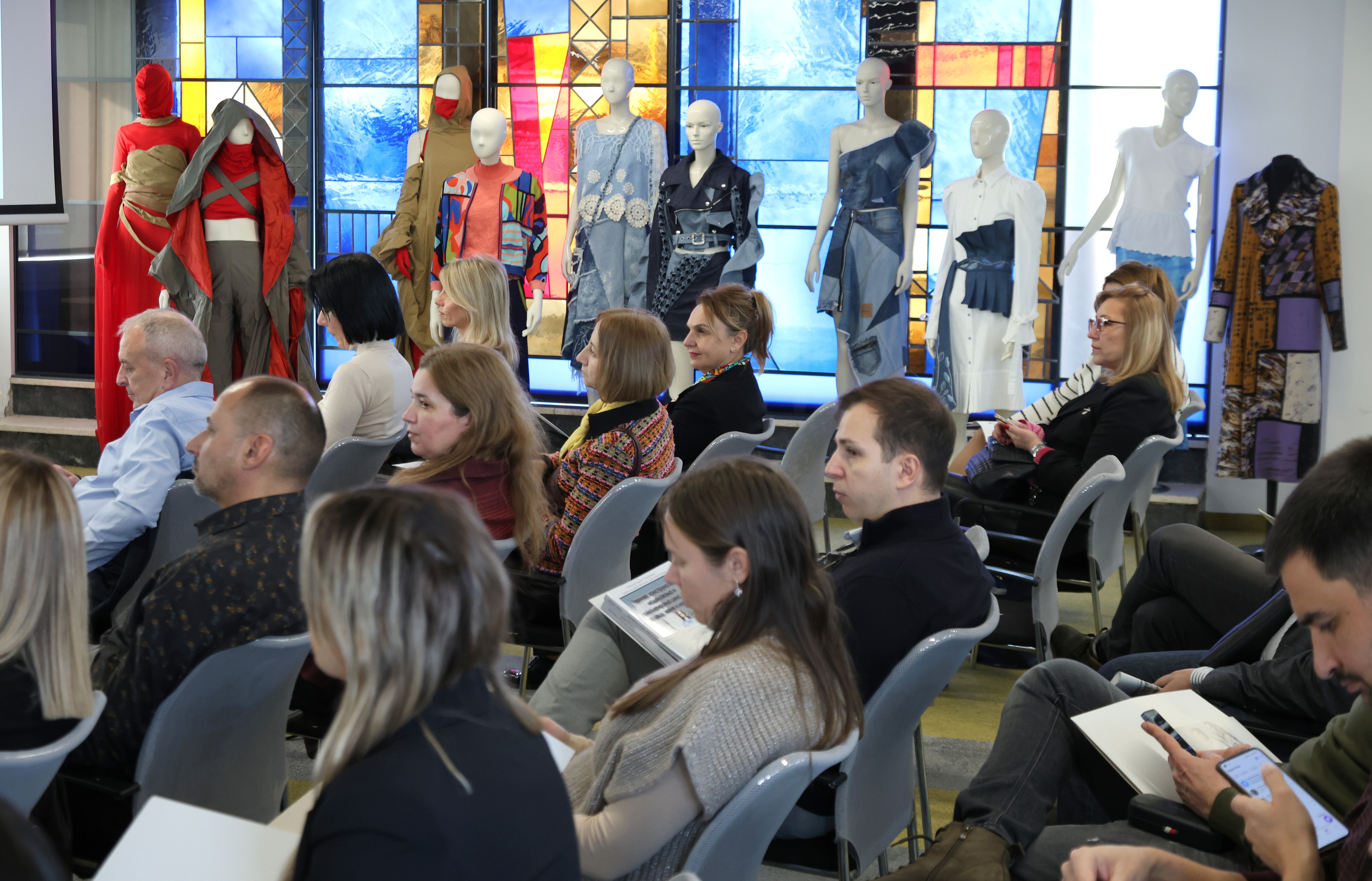 Представнице НСЗ на свечаној седници Скупштине Кластера FACTS