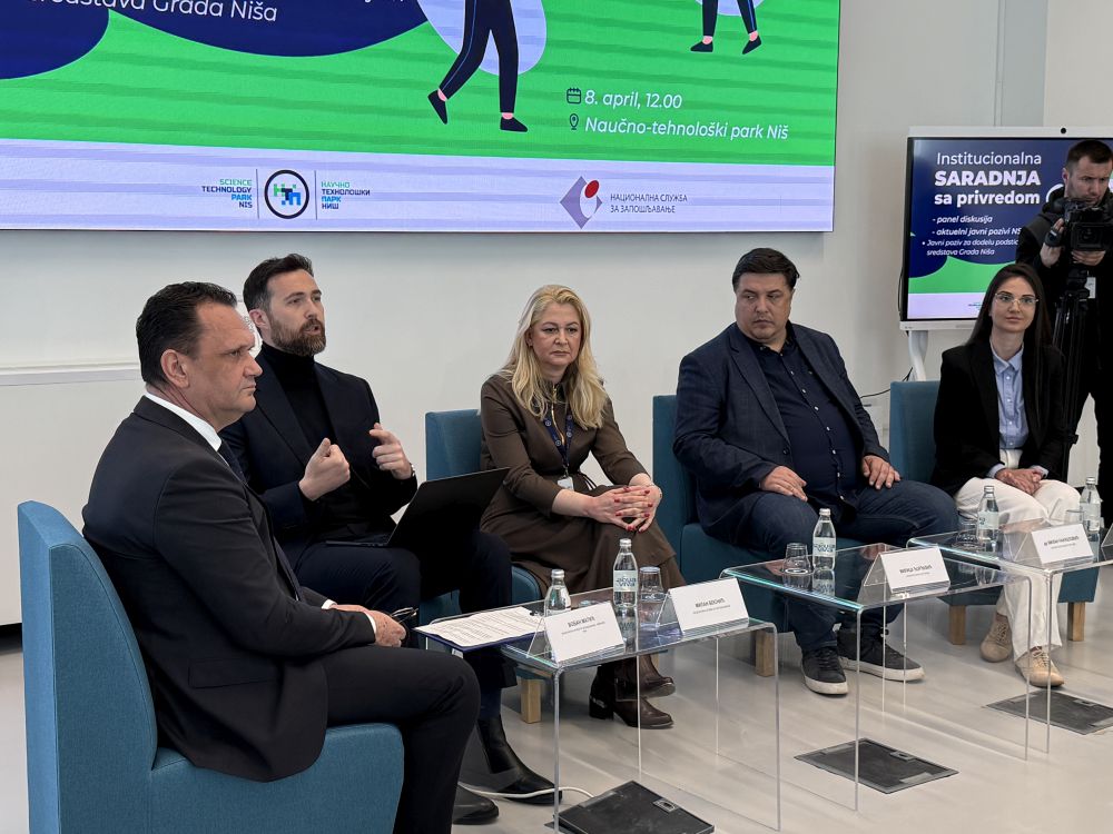 Директор Боснић у посети Нишу