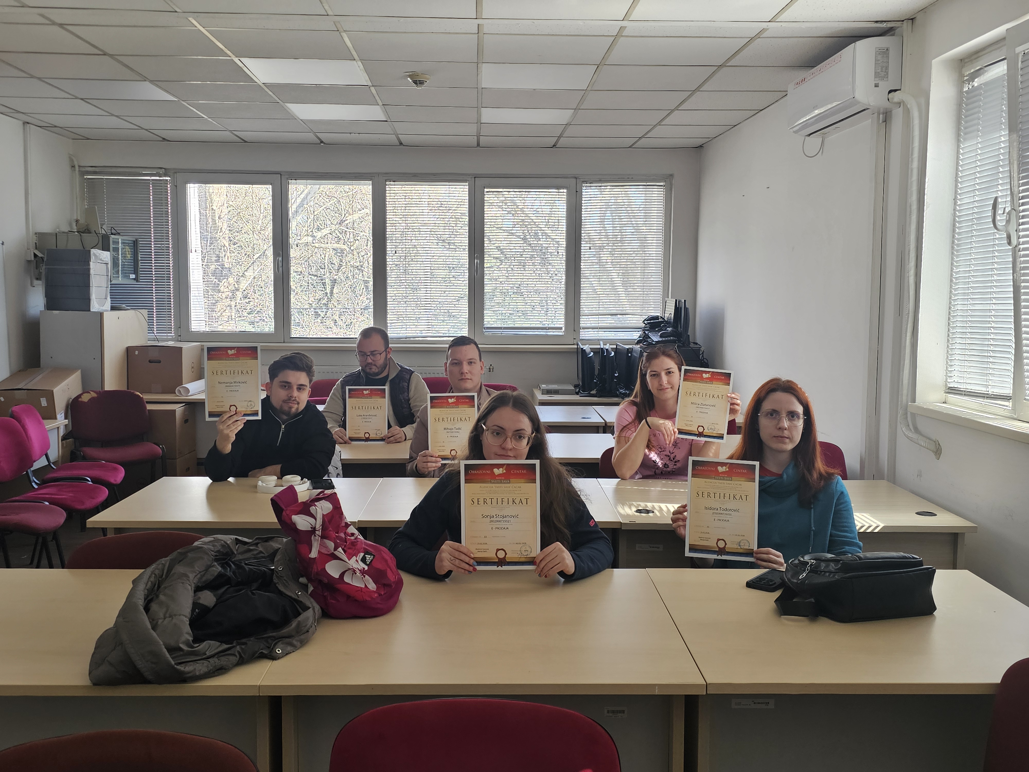 Национална служба за запошљавање Филијала Ниш  уручила сертификате полазницима курса Е-ПРОДАЈЕ