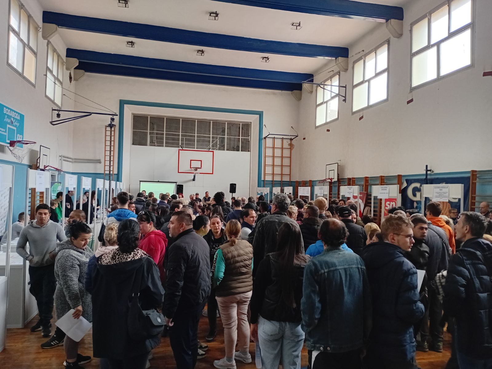 На Сајму запошљавања у Кикинди 426 слободних послова