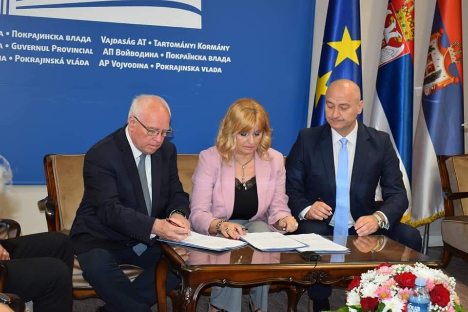 Потписан споразум о сарадњи Покрајинског секретаријата, Покрајинске службе за запошљавање  и Националног савета мађарске националне мањине