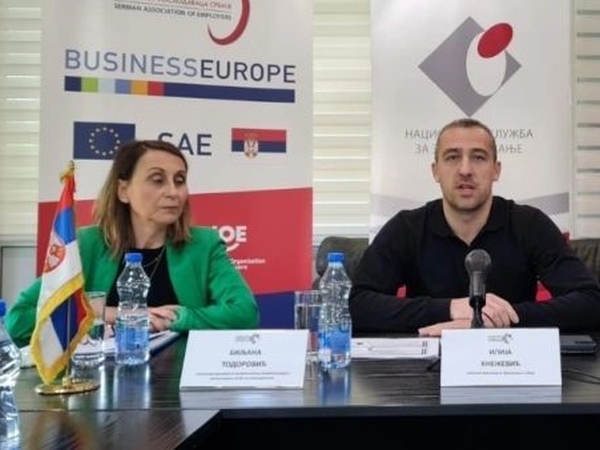Унија послодаваца Србије упозната са јавним позивима НСЗ